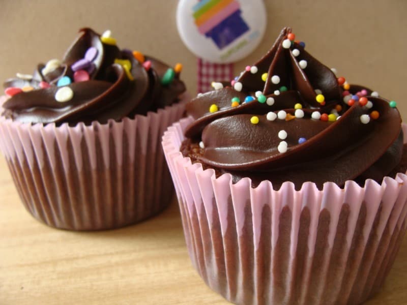 Aluna é acusada de rechear cupcakes com sêmen para se vingar de valentões