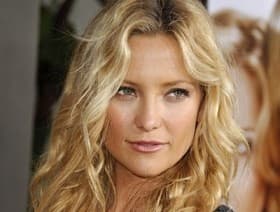 Grávida, Kate Hudson nega estar noiva e acha que vai ter uma menina