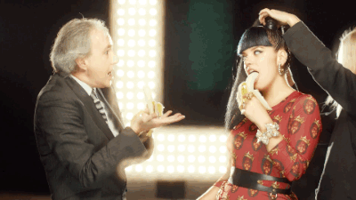 Cantora Lily Allen cria tumblr onde posta imagens e gifs divertidos de si mesma