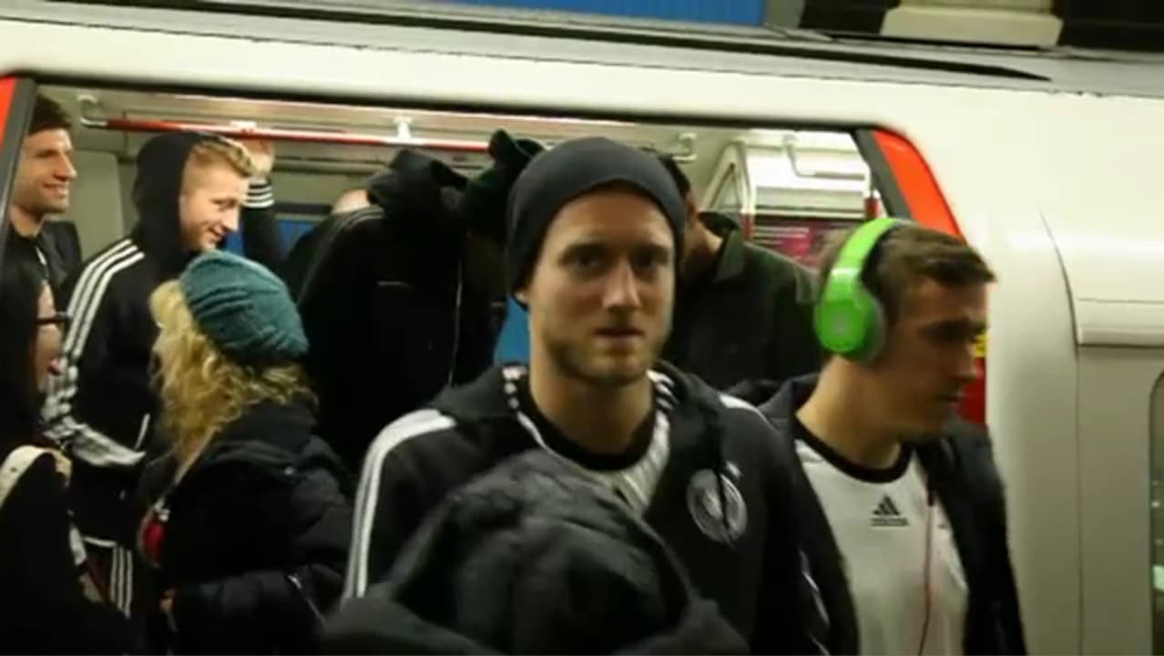 Para evitar trânsito, seleção alemã vai de metrô a treino em Londres