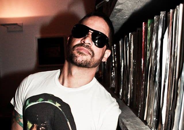 Com Mau Mau e Felipe Venâncio, festa em SP lança disco do Jota Quest