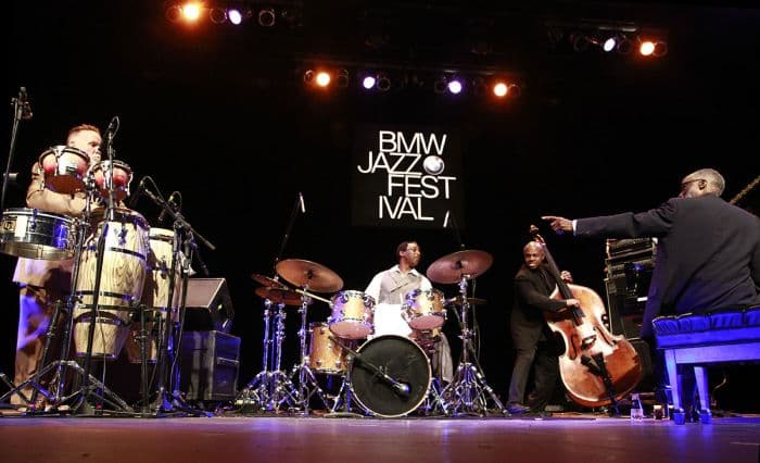 Ahmad Jamal vai do sagrado ao sublime em abertura de festival de jazz em SP